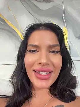 RaniaSnow's Live XXX Chat