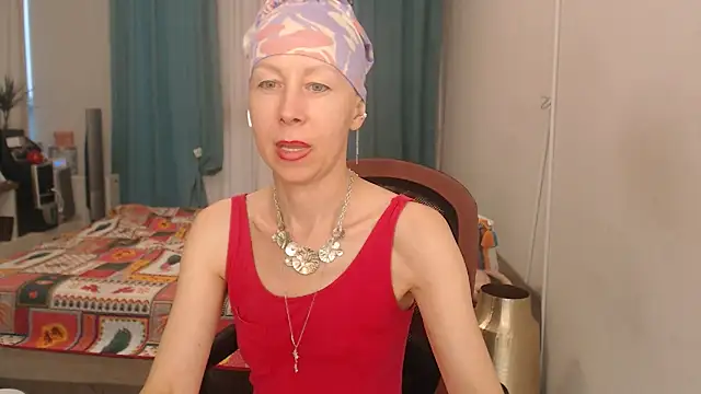 LuxuryNika's Webcam Show