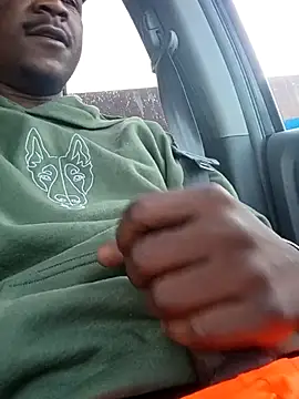 BIGBLACKLEGDAXXX: διαδικτυακό σόου στην κάμερα