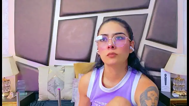 NicoleEsposito's Live XXX Chat