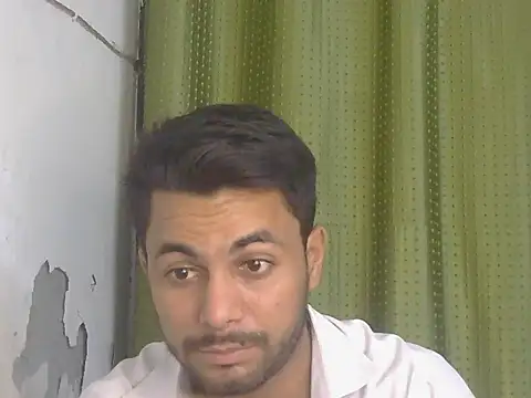 دردشة Stubborndesiboy الجنسية المباشرة