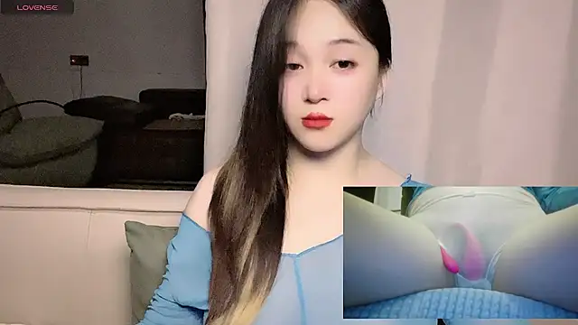 woaiqinqin's Live XXX Chat