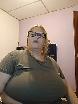 EllisW8 Chat XXX in diretta