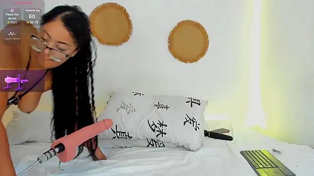 JessyivonneのライブXXXチャット