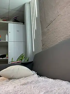 Chat +18 de GiaRedd ao vivo