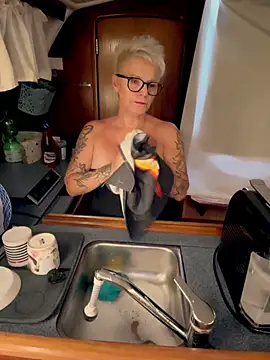 German_Milf live XXX chat