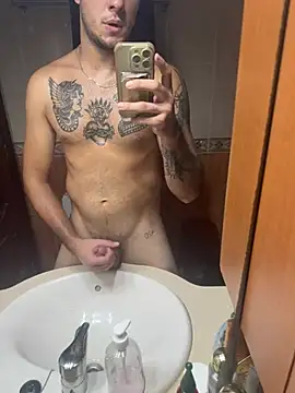 Moreiralovesex Chat XXX live