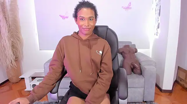 NaomiSaenz_'s Live XXX Chat