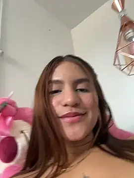 ViankaRose live XXX chat