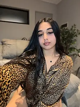 LilMisIndianx's Webcam Show