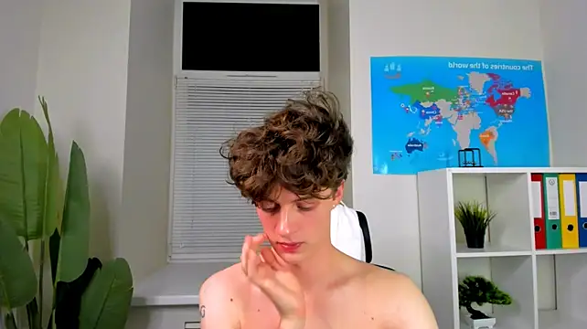 LukeSweet Live XXX-chat