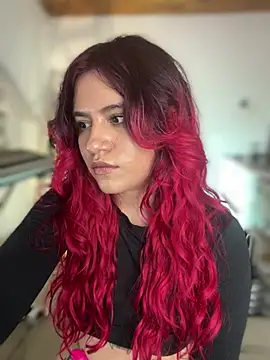 دردشة NikkiNix الجنسية المباشرة