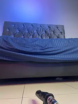 Chat +18 de Aliceroys__ ao vivo