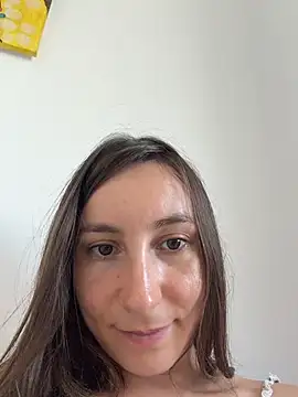 Chat XXX en directo de viviandaimond1