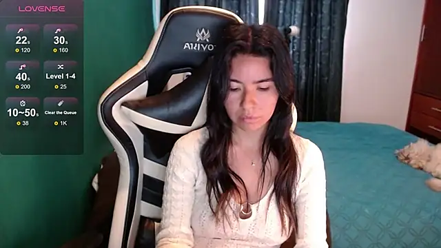 Chat +18 de alice_middlee ao vivo