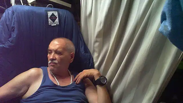 Show de nonnomaturobisex na webcam
