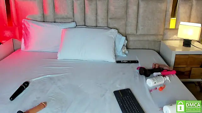 Chatroom XXX en direct de Miss_Abigail_