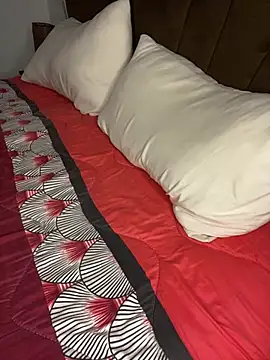 Joujou202 Adlı Modelin Canlı XXX Sohbeti