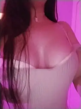 Squirt_pussyy 网络视讯表演