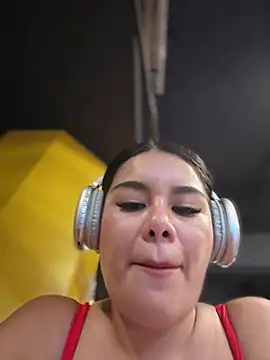 Issane_Peru Live XXX-Chat