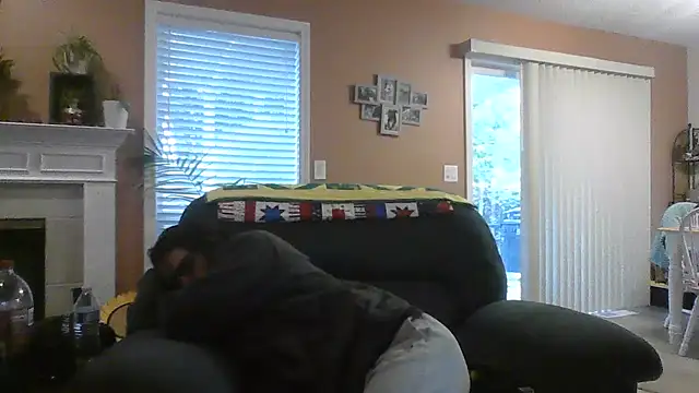 yourpersonalpeer1 Show Webcam