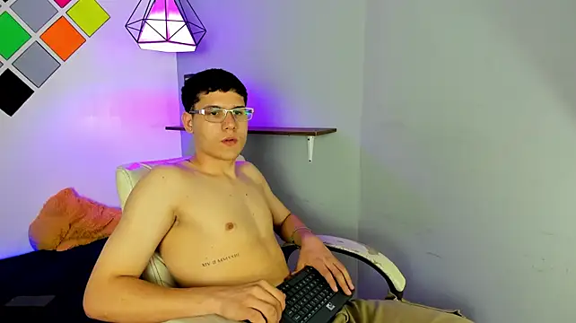 luca_white – webcam-show