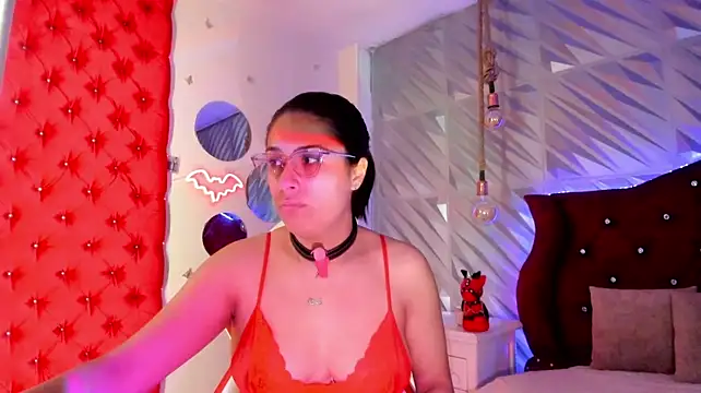 Chat XXX en directo de Roxanne_Han
