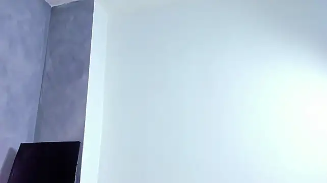 Show modela JuanBlade na web-kameri