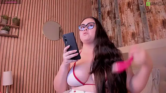 LolaVillalobos 现场XXX聊天