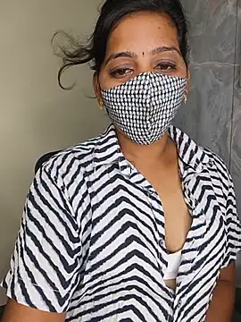 Živý XXX chat Tamil_Lovely_Cindrellaa