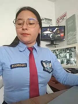 Chat +18 de Queen_linda1 ao vivo