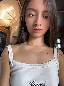 Chanel_Win Chat XXX in diretta