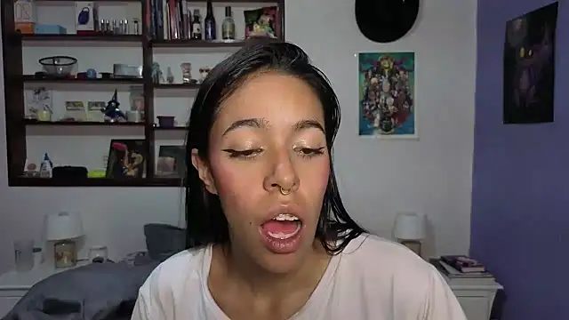 stephania_t Chat XXX in diretta
