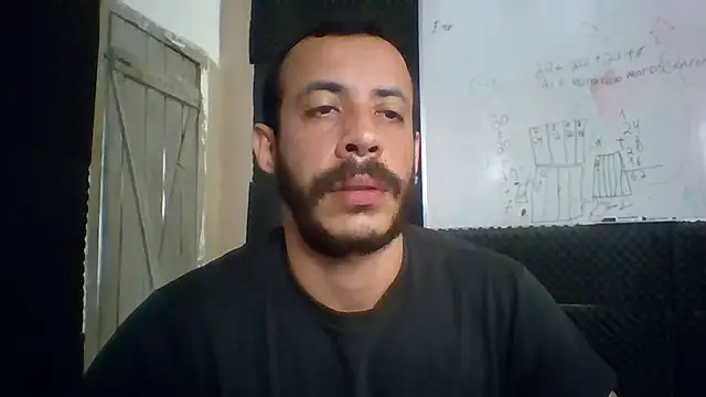Show de MachoScorpionCaralho na webcam