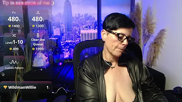 ninarandmann's Live XXX Chat