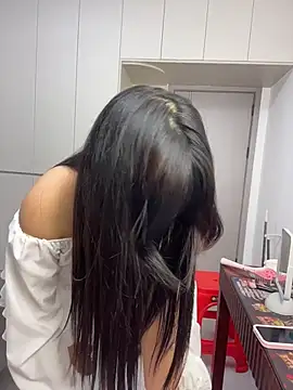 xiaojingzi66 在線直播表演