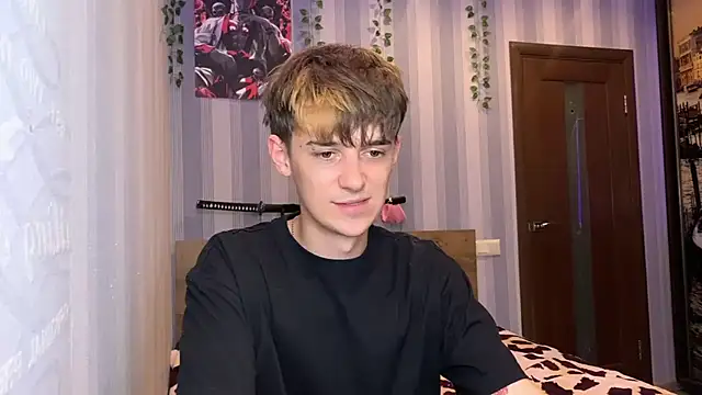 yoursexykun Adlı Modelin Canlı XXX Sohbeti
