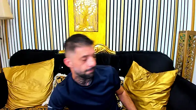 TommyDum Chat XXX live