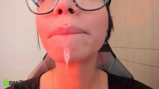 Chat XXX en directo de alice-rausing