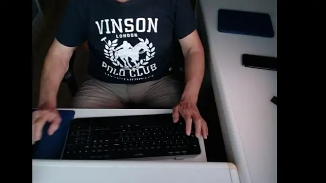 dutchpornking's Live XXX Chat