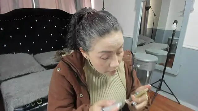 دردشة gaby_trent الجنسية المباشرة