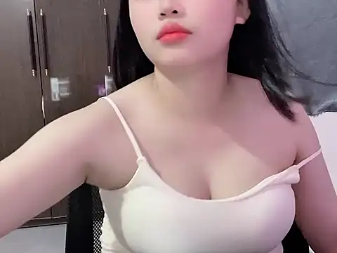 ThuPhuong888 在線直播表演