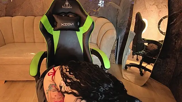 Misslustrous_cn's Webcam Show