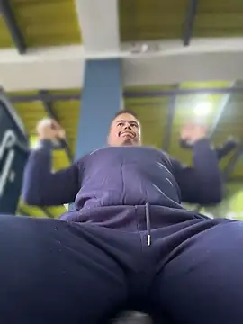 Chat +18 de DOMINICKVEGAS77 ao vivo