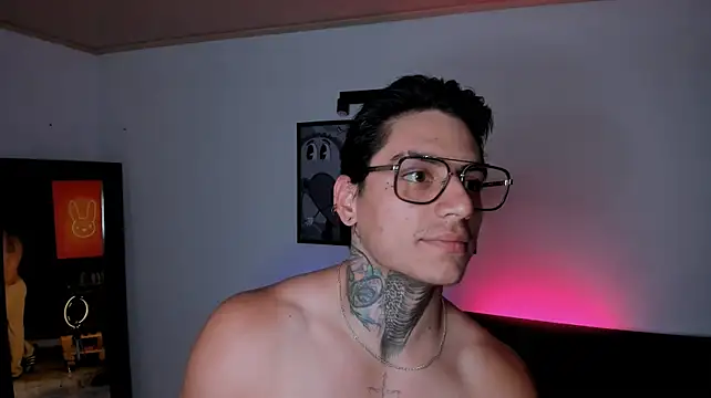 Czat XXX na żywo – Simon_cortes