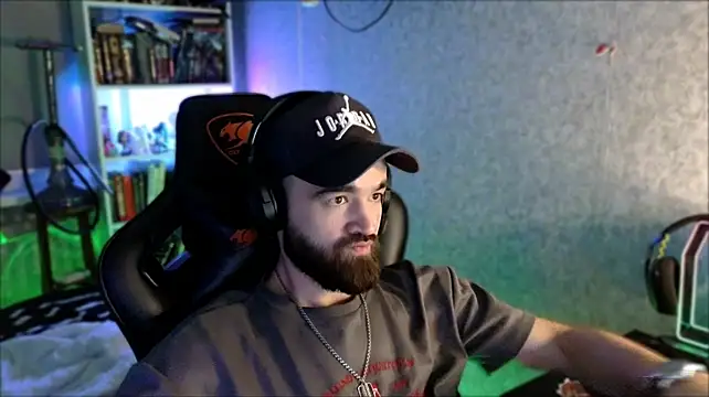 XXX chat uživo modela _Serious_Man