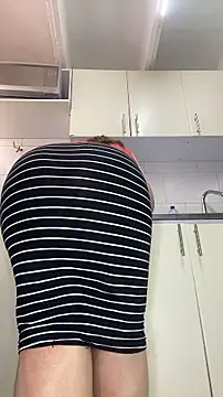 XXX chat uživo modela Chloee_Peach