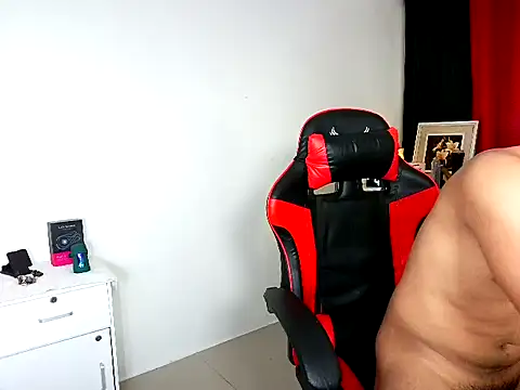 Hunky_paul 在線直播表演