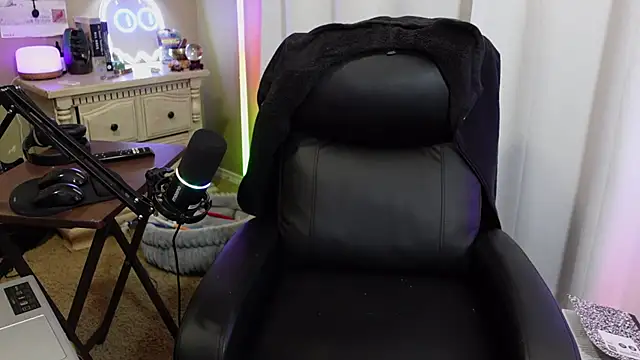 Ghost11_11 webkamerás műsora