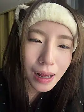 Uugirl00 Show in webcam